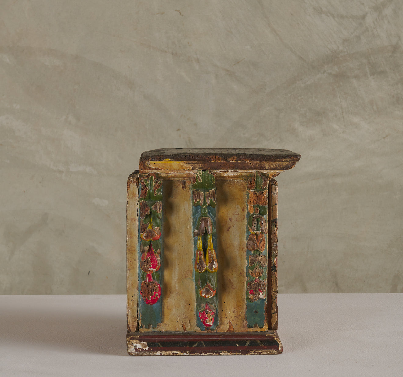LATIN AMERICAN TABERNACLE