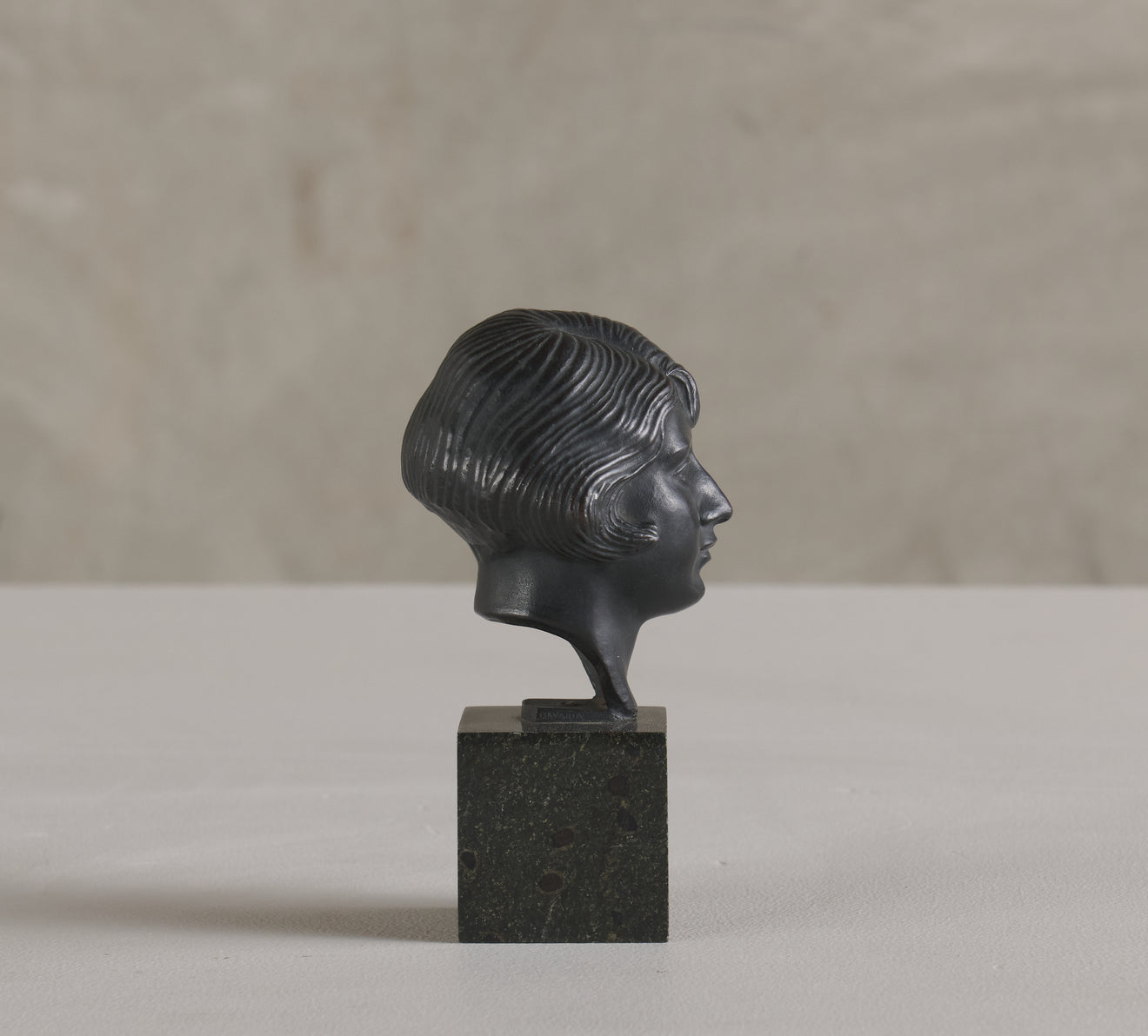 LOIS WHITCOMB RHEAD ( 1892-1994) BRONZE WOMAN BUST