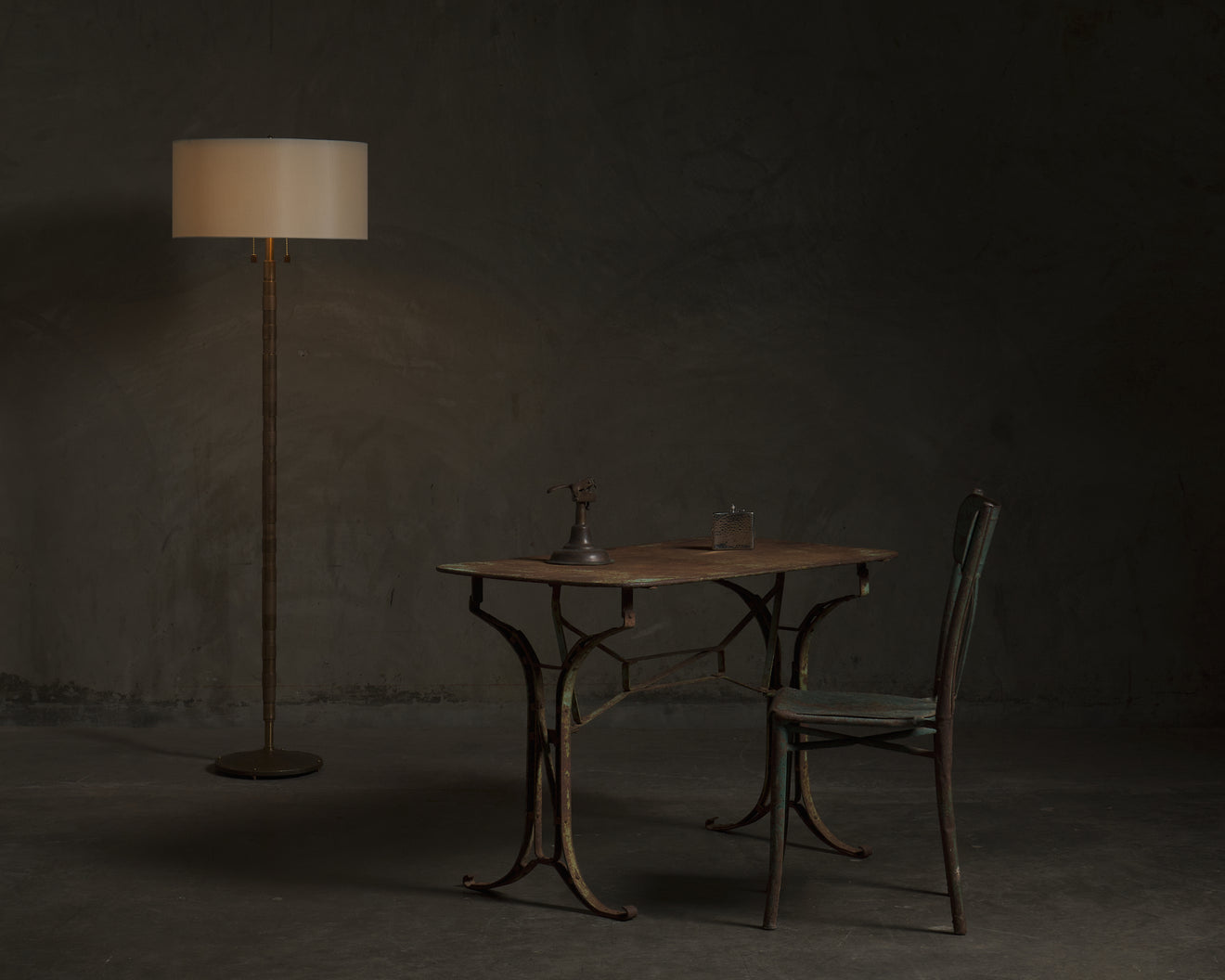 LUCE BRUTALE STANDING LAMP BY GIANNI VALLINO