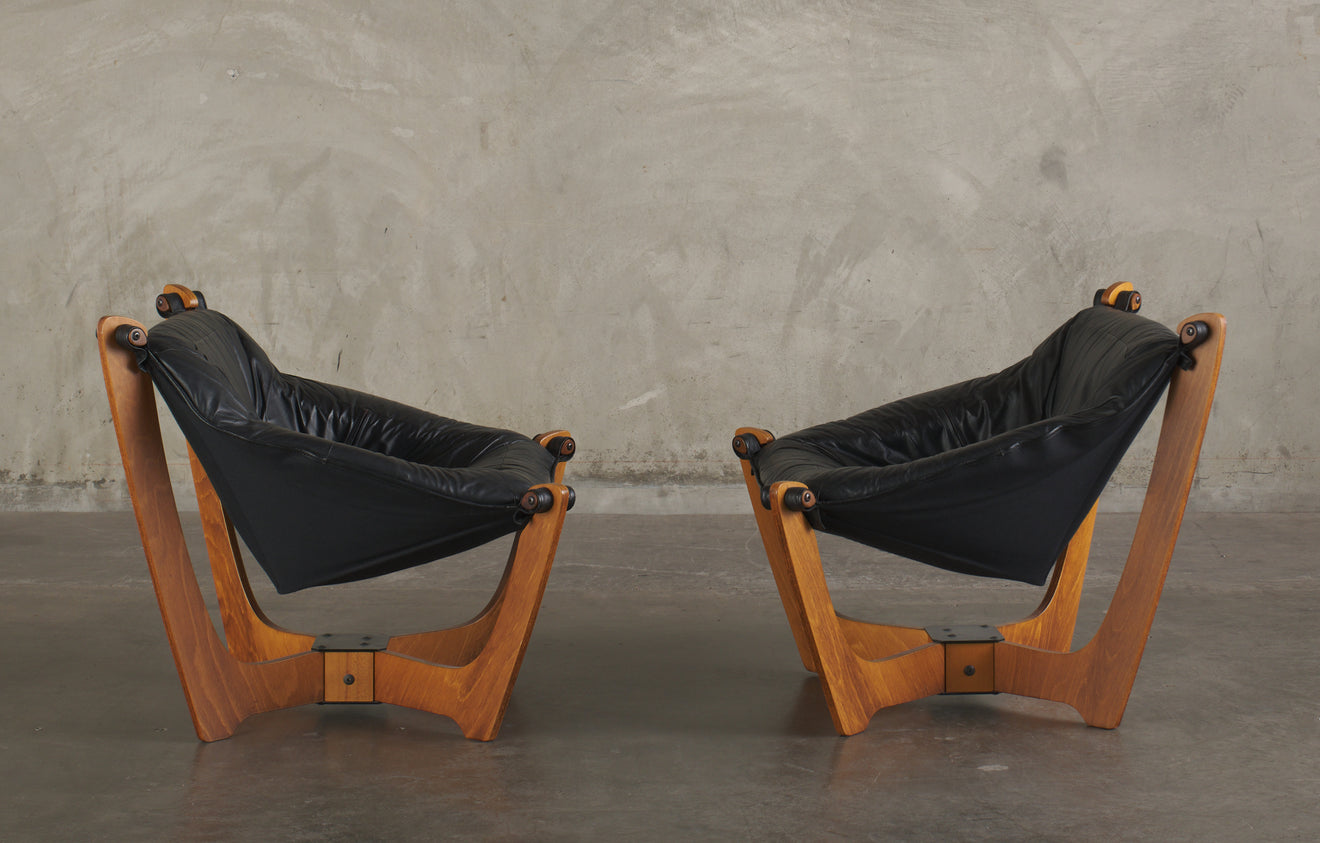 LUNA LOUNGE CHAIR DESIGNED BY ODD KNUTSEN FOR HJELLEGJERDE MOBLER