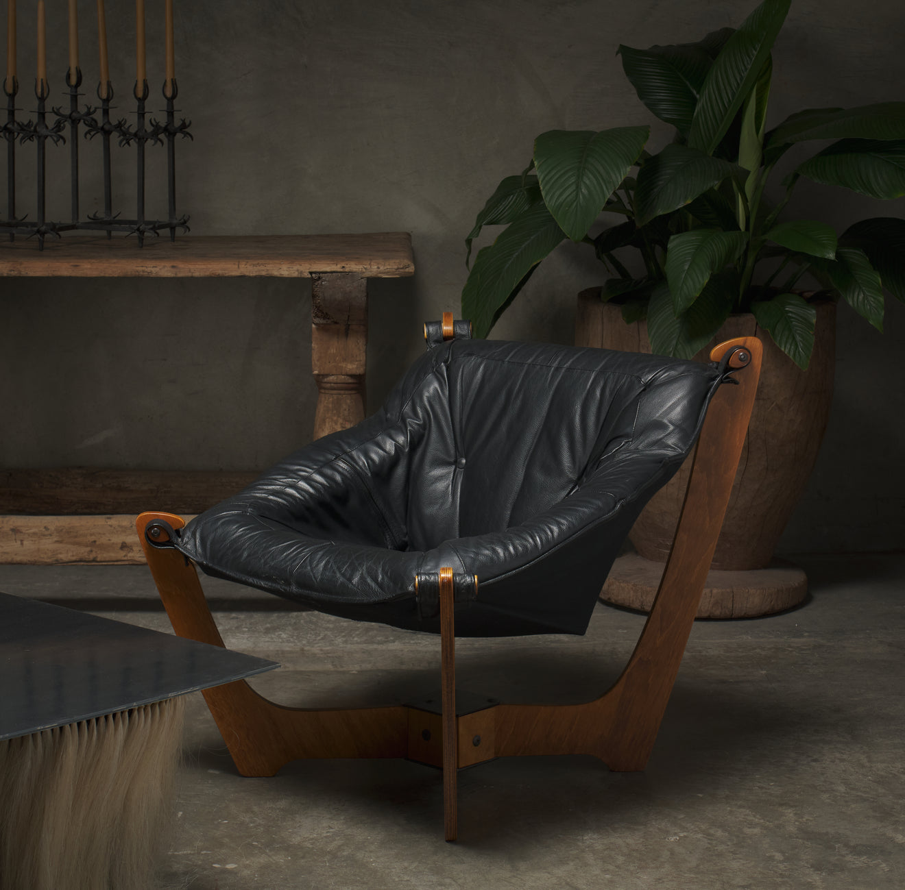 LUNA LOUNGE CHAIR DESIGNED BY ODD KNUTSEN FOR HJELLEGJERDE MOBLER