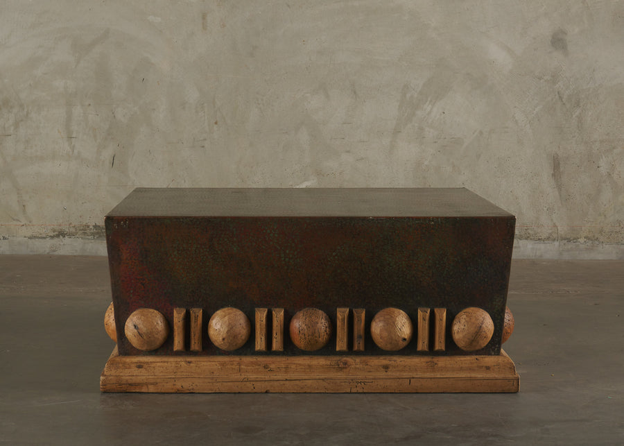 MANTOVA TABLE BY MIKE DIAZ