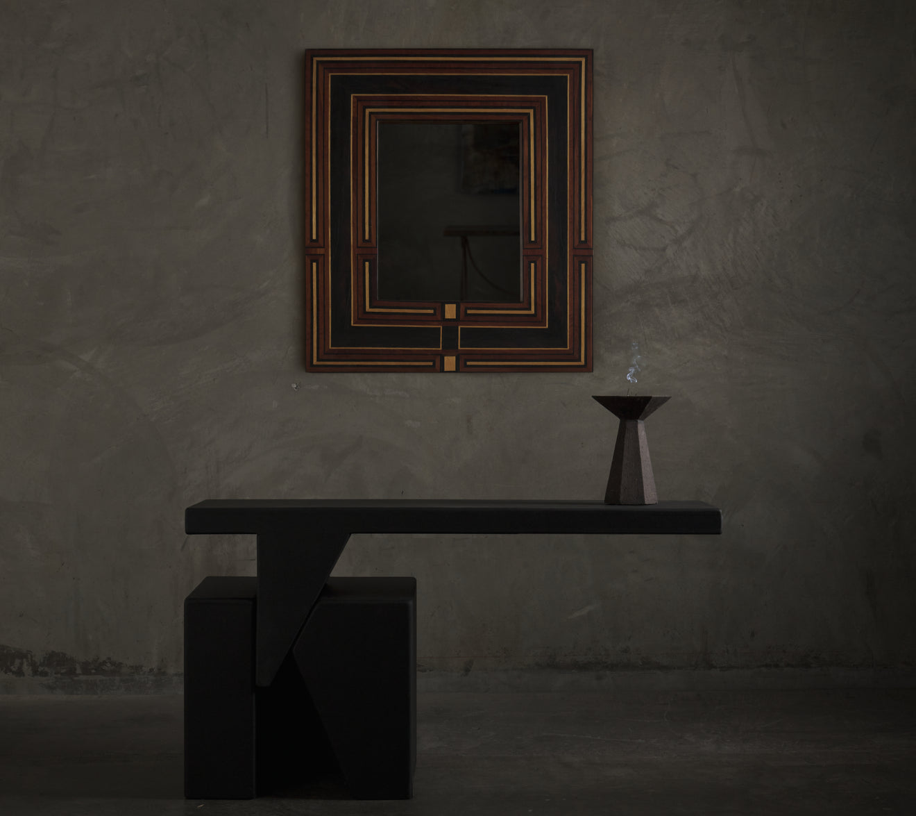 MARQUETRY MIRROR BY ERNESTO VELAZQUEZ