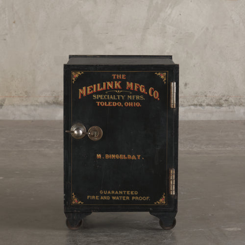 MEILINK MFG. CO FIRE AND WATER PROOF SAFE, EARLY 20TH C