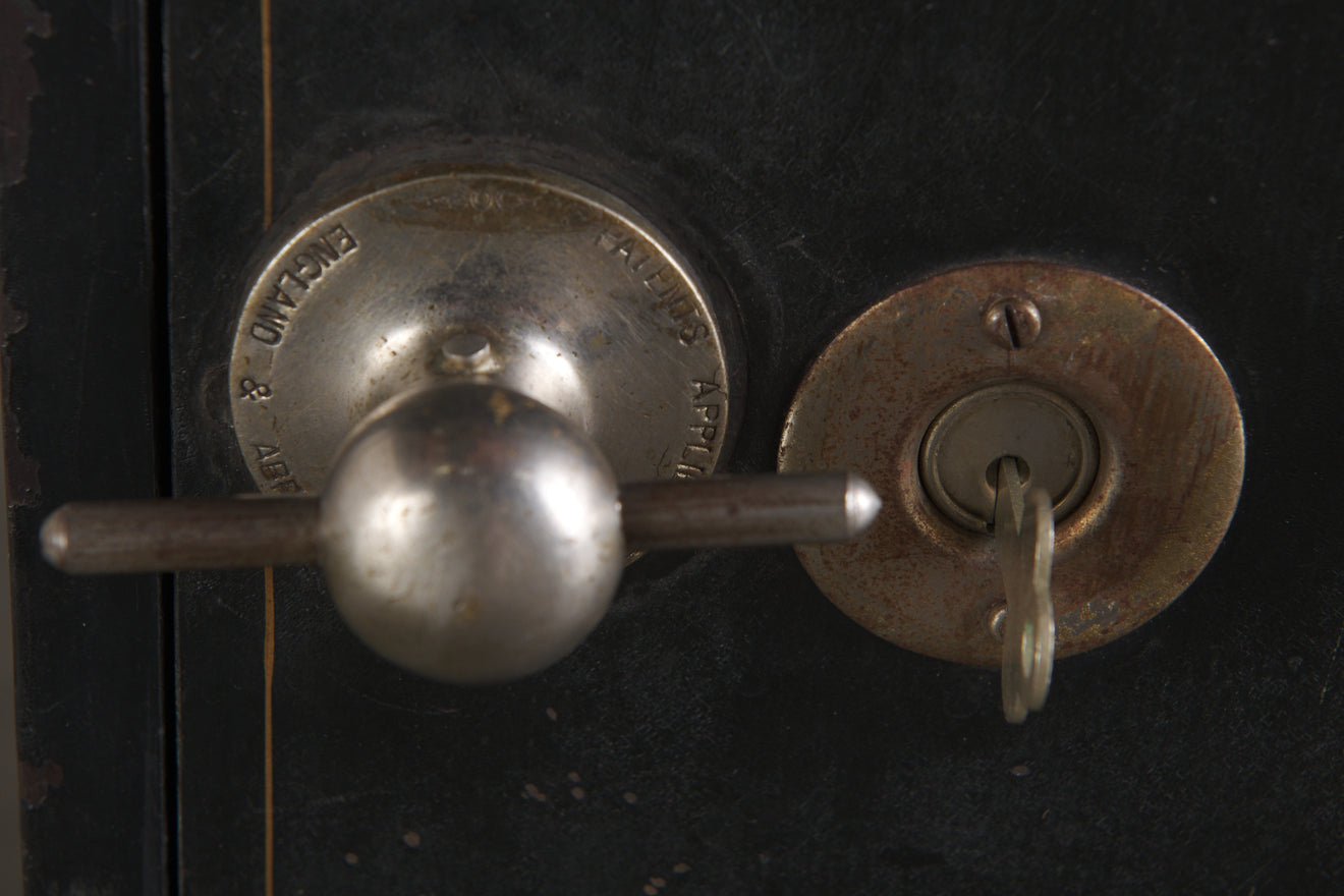 MEILINK MFG. CO FIRE AND WATER PROOF SAFE, EARLY 20TH C