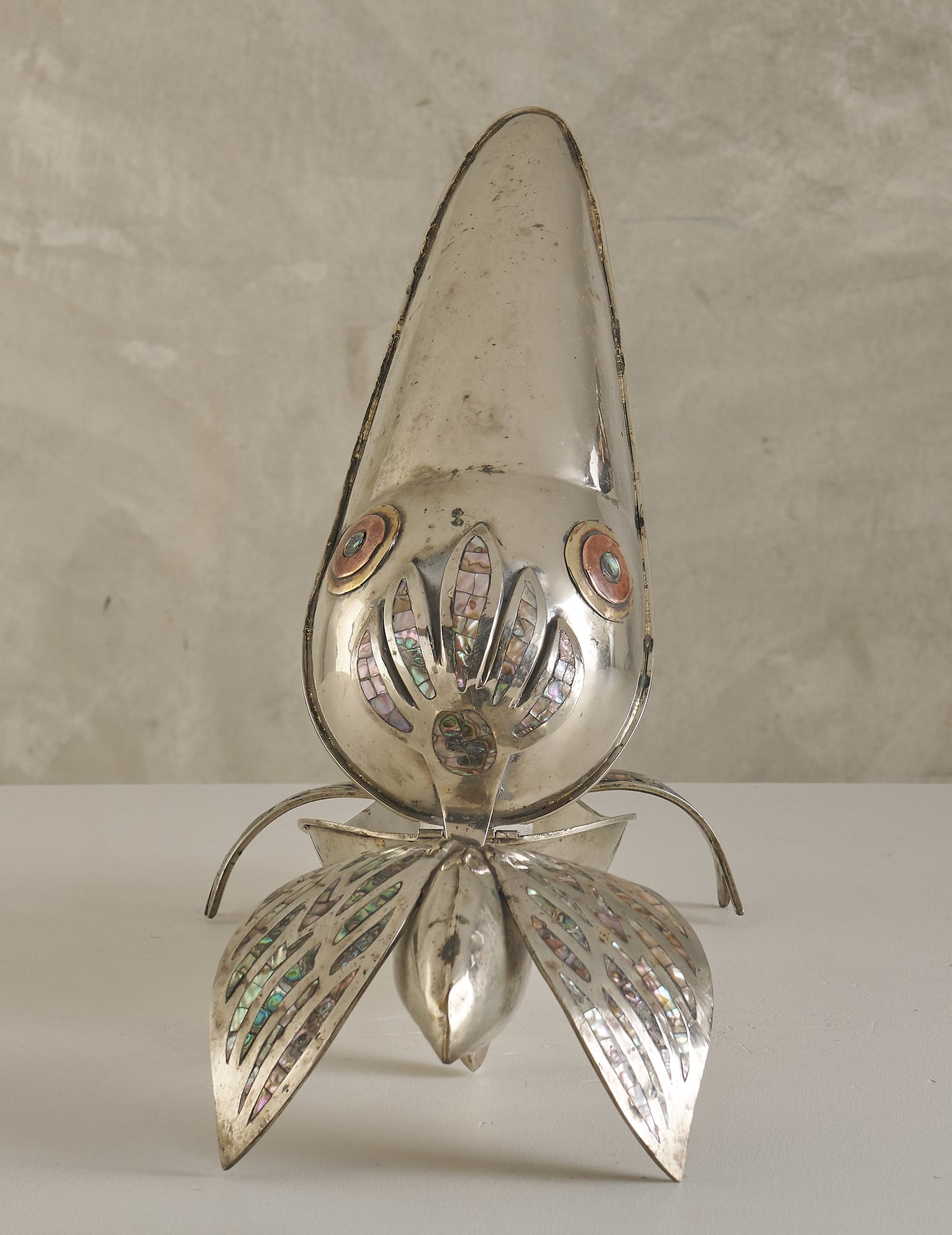 METAL MOTHER OF PERAL PELICAN AND FISH SERVING TRAY, 1950