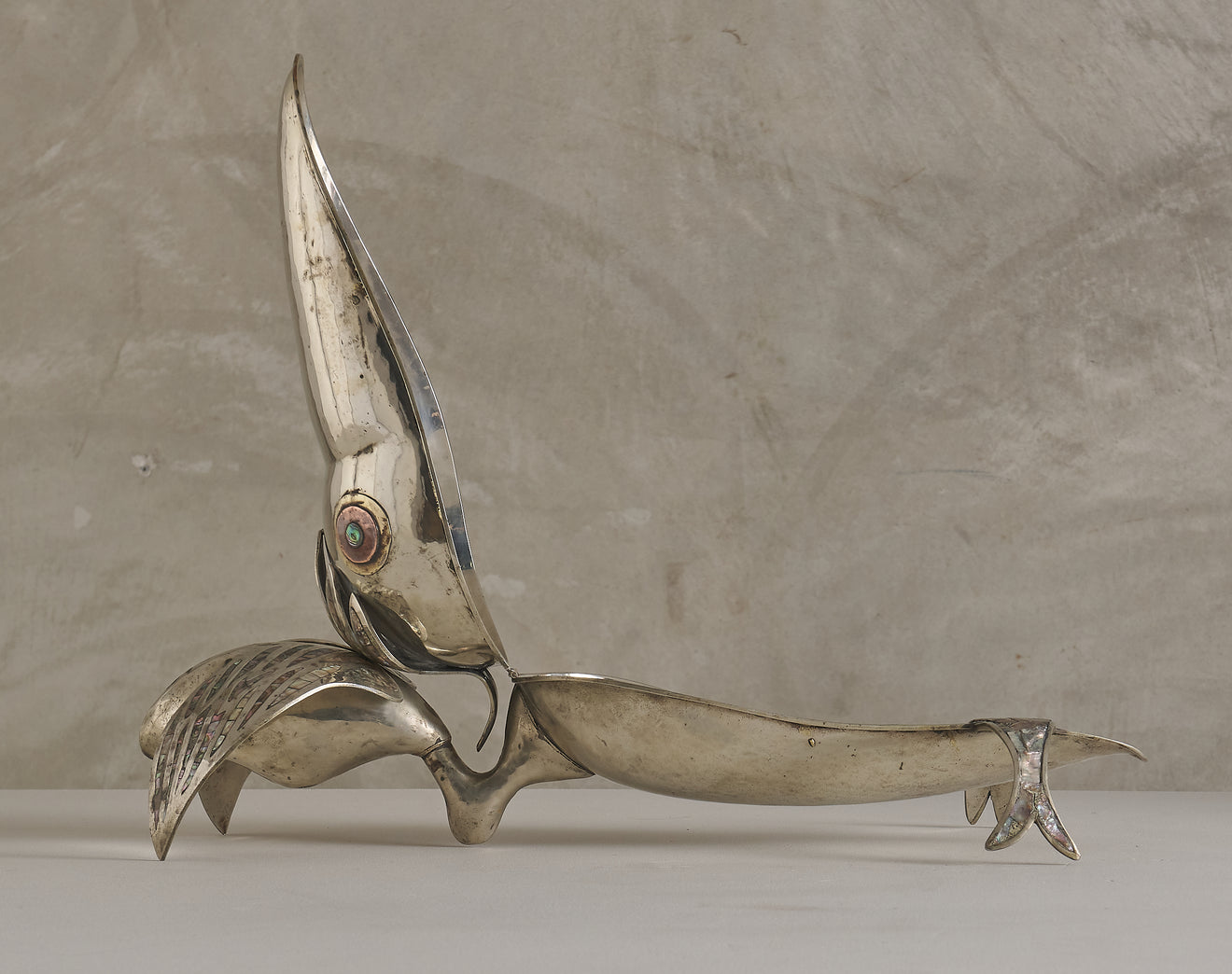 METAL MOTHER OF PERAL PELICAN AND FISH SERVING TRAY, 1950