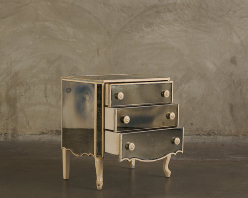 MIRRORED THREE DRAWER DRESSER