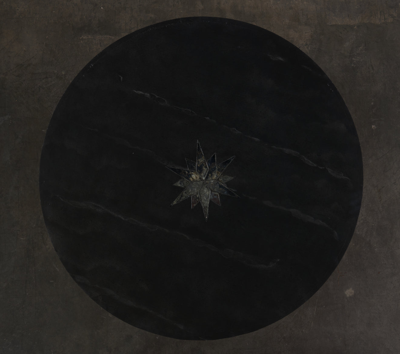 MITO BLOCK CENTER TABLE WITH MIRROR STAR CENTER