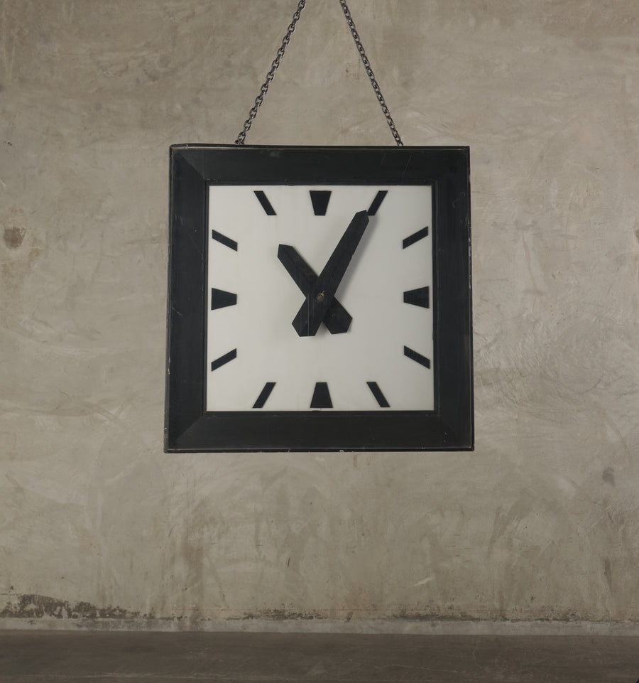 MONUMENTAL TRAIN STATION CLOCK, ESTATE OF DIANE KEETON