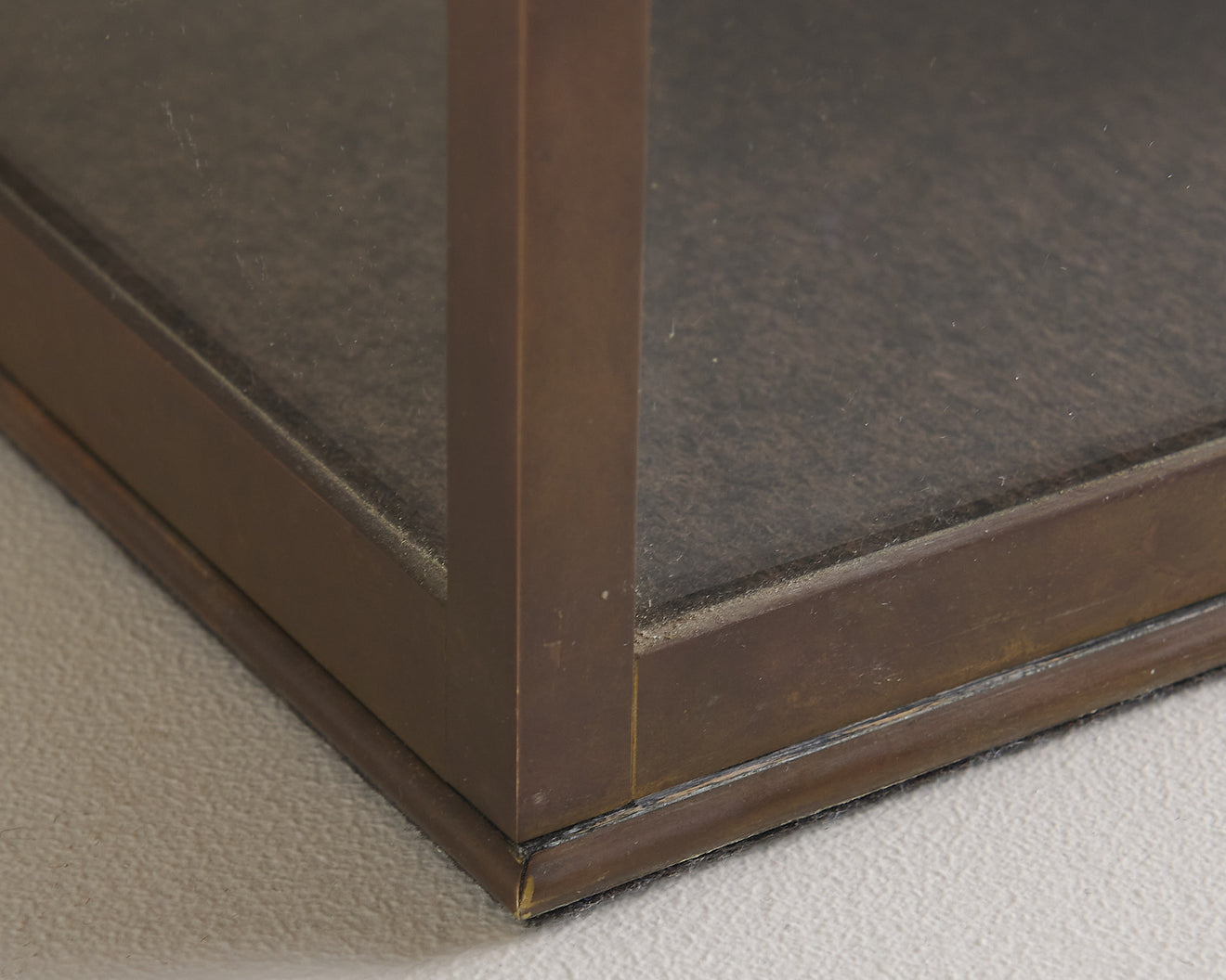 TABLE TOP VITRINE, 20TH C