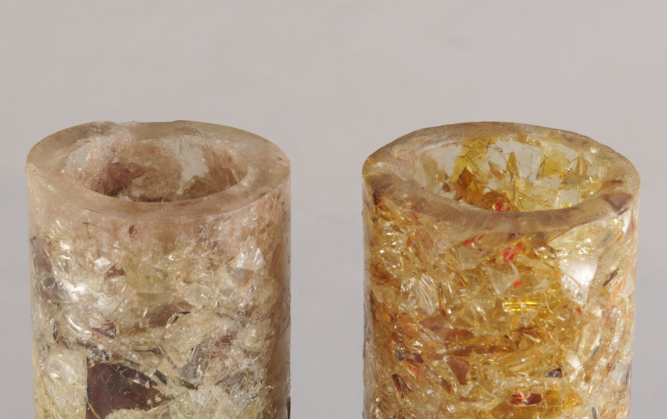 PAIR OF AMBER FRACTAL RESIN TABLE LAMPS, MID 20TH C