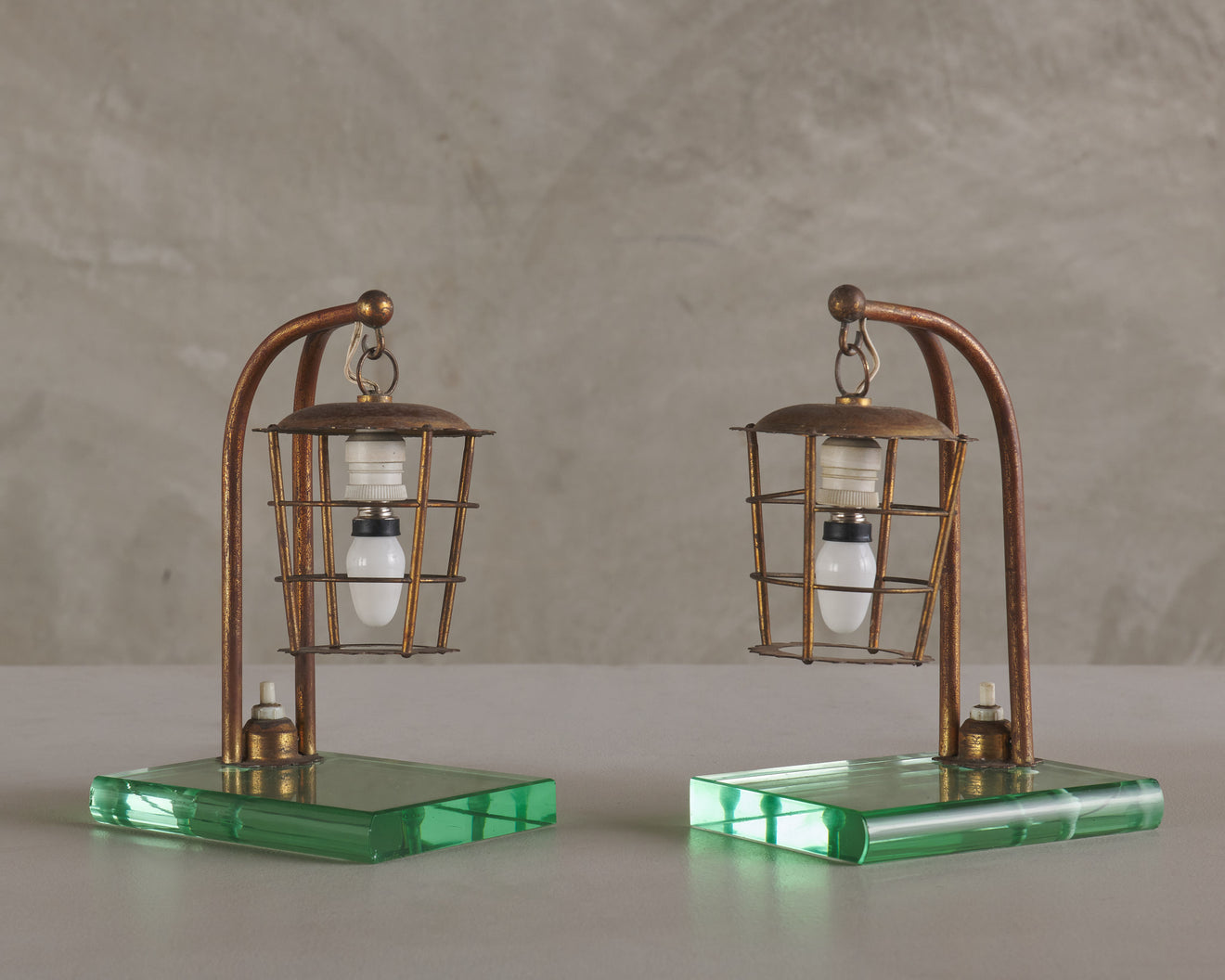 PAIR OF BOUDOIR TABLE LAMPS, ITALY, 1940