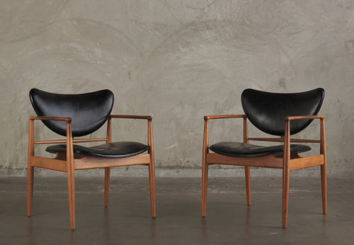 PAIR OF FINN JUHL ARMCHAIRS, MODEL 400 1/2, DENMARK, C1948
