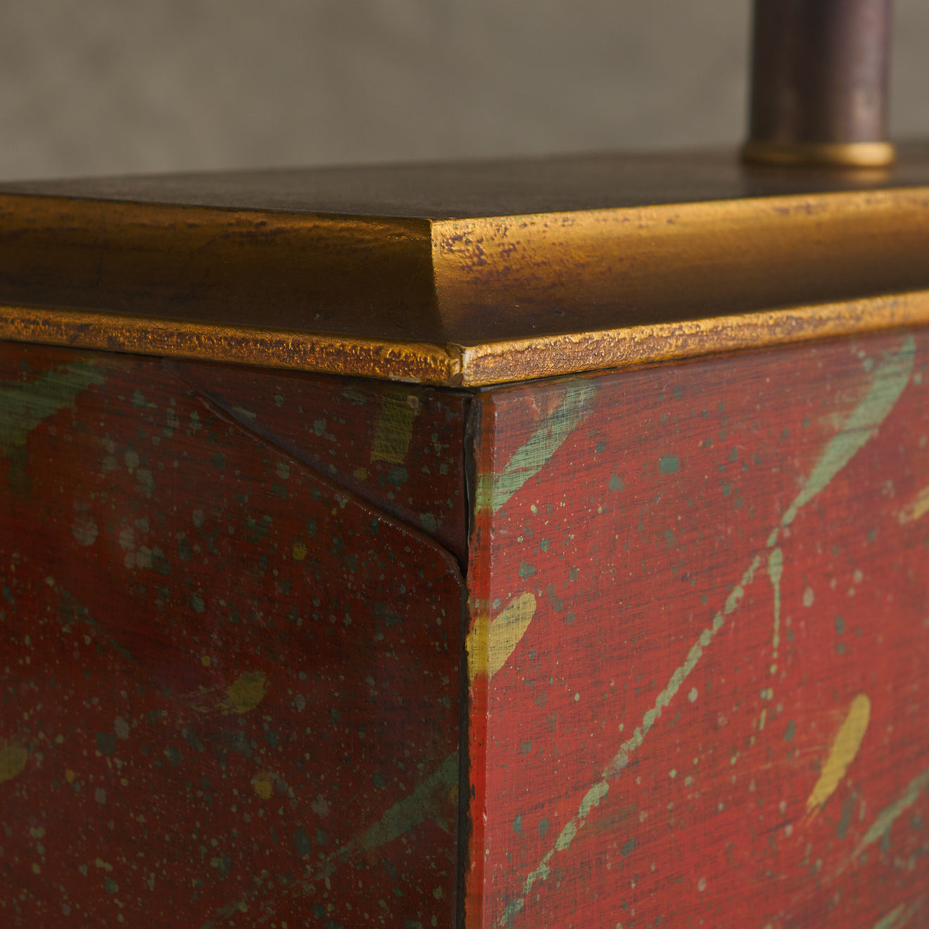 PAIR OF KARIN VAN LEYDEN ( 1906 - 1977) EGLOMISE LAMPS