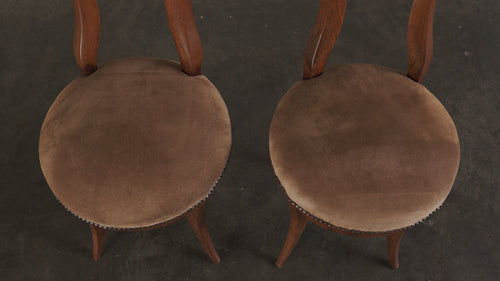 PAIR OF WALNUT SIDE CHAIRS, LATE 19TH C