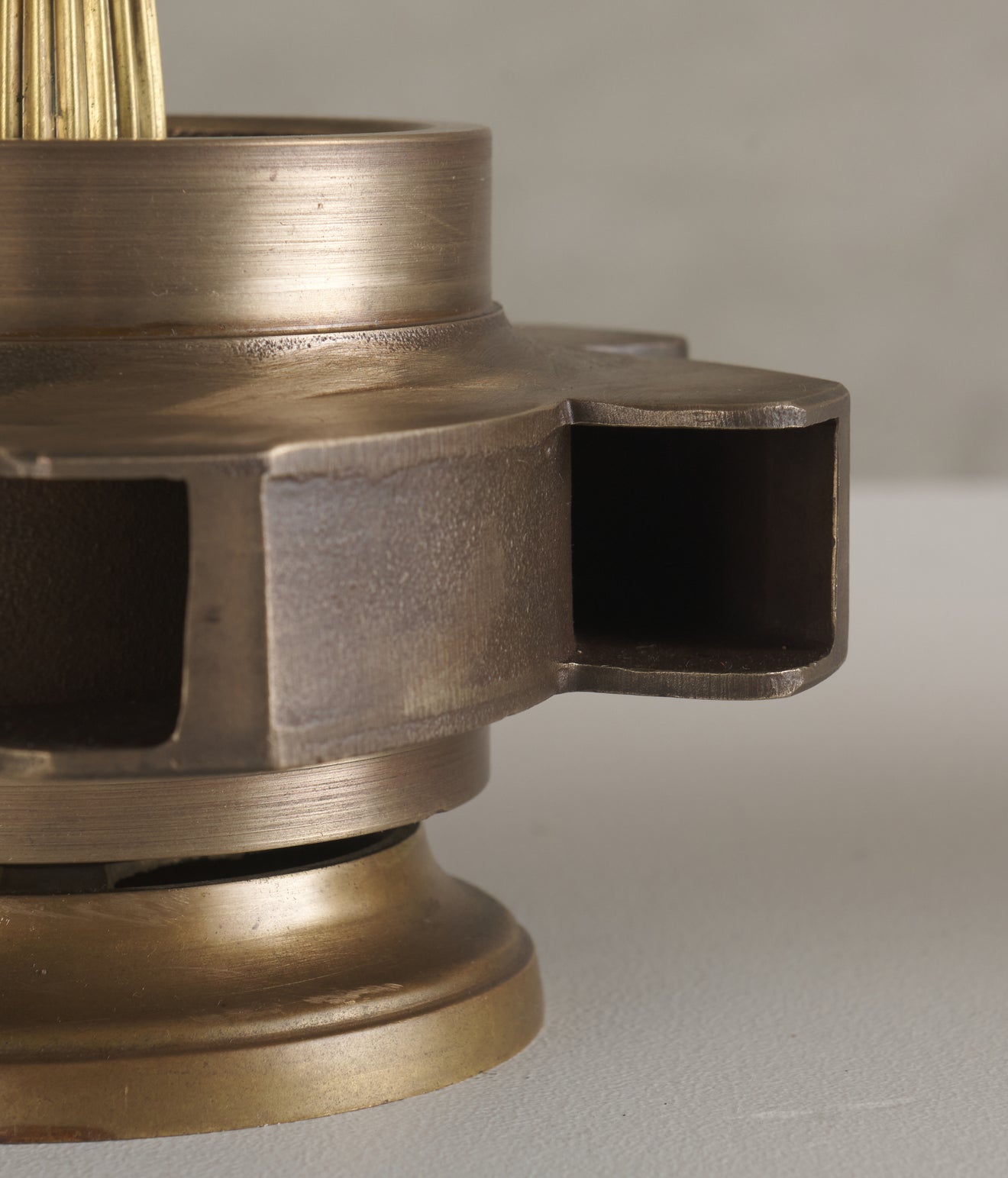 PAIR OF 'QUIJOTE STANDING' TABLE LAMPS BY GIANNI VALLINO