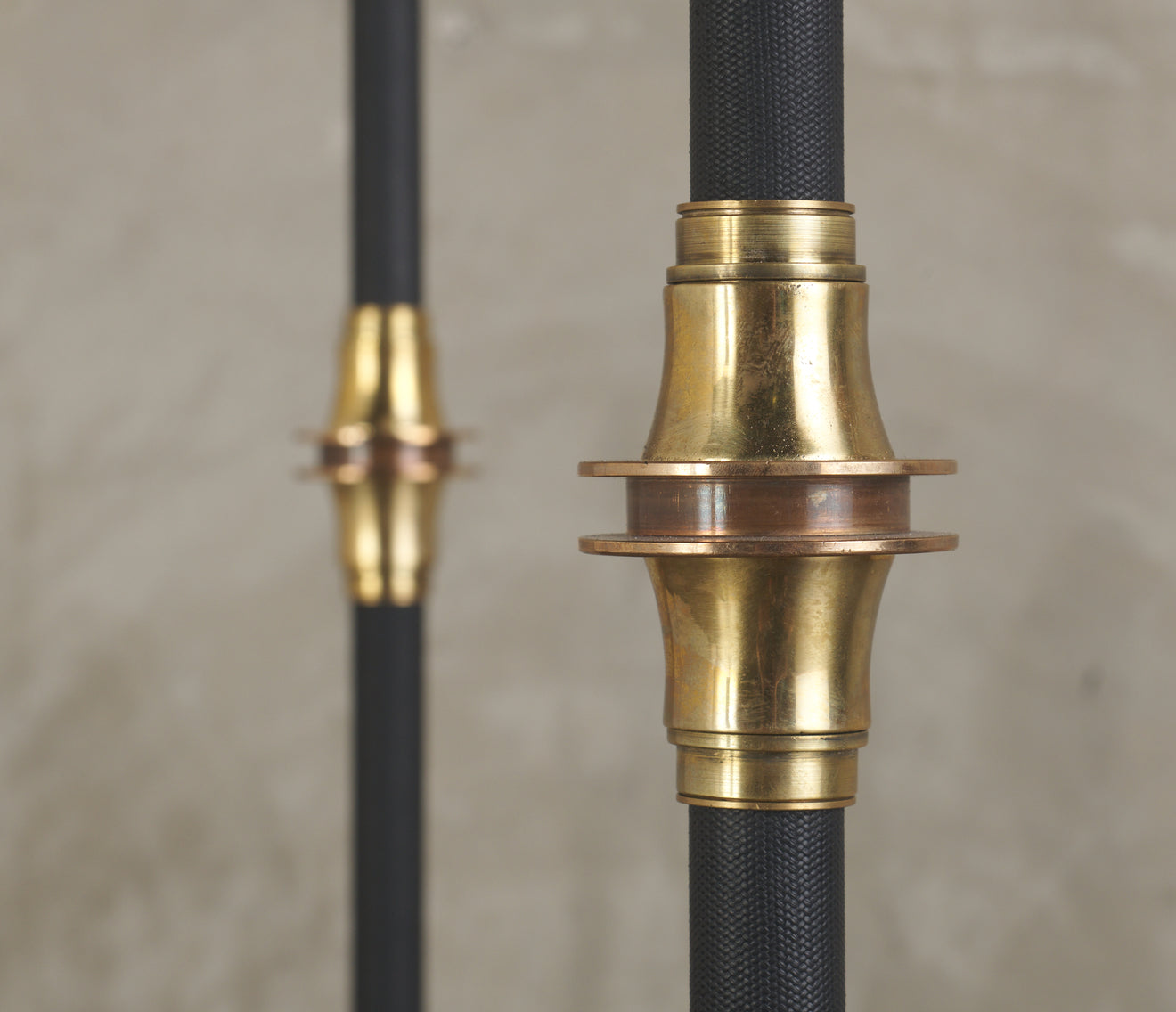 PAIR OF 'SEDENTARY MOVEMENT' FLOOR LAMPS BY GIANNI VALLINO