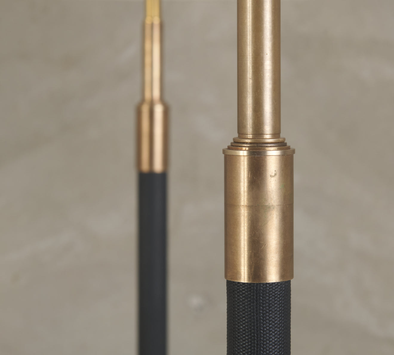 PAIR OF 'SEDENTARY MOVEMENT' FLOOR LAMPS BY GIANNI VALLINO