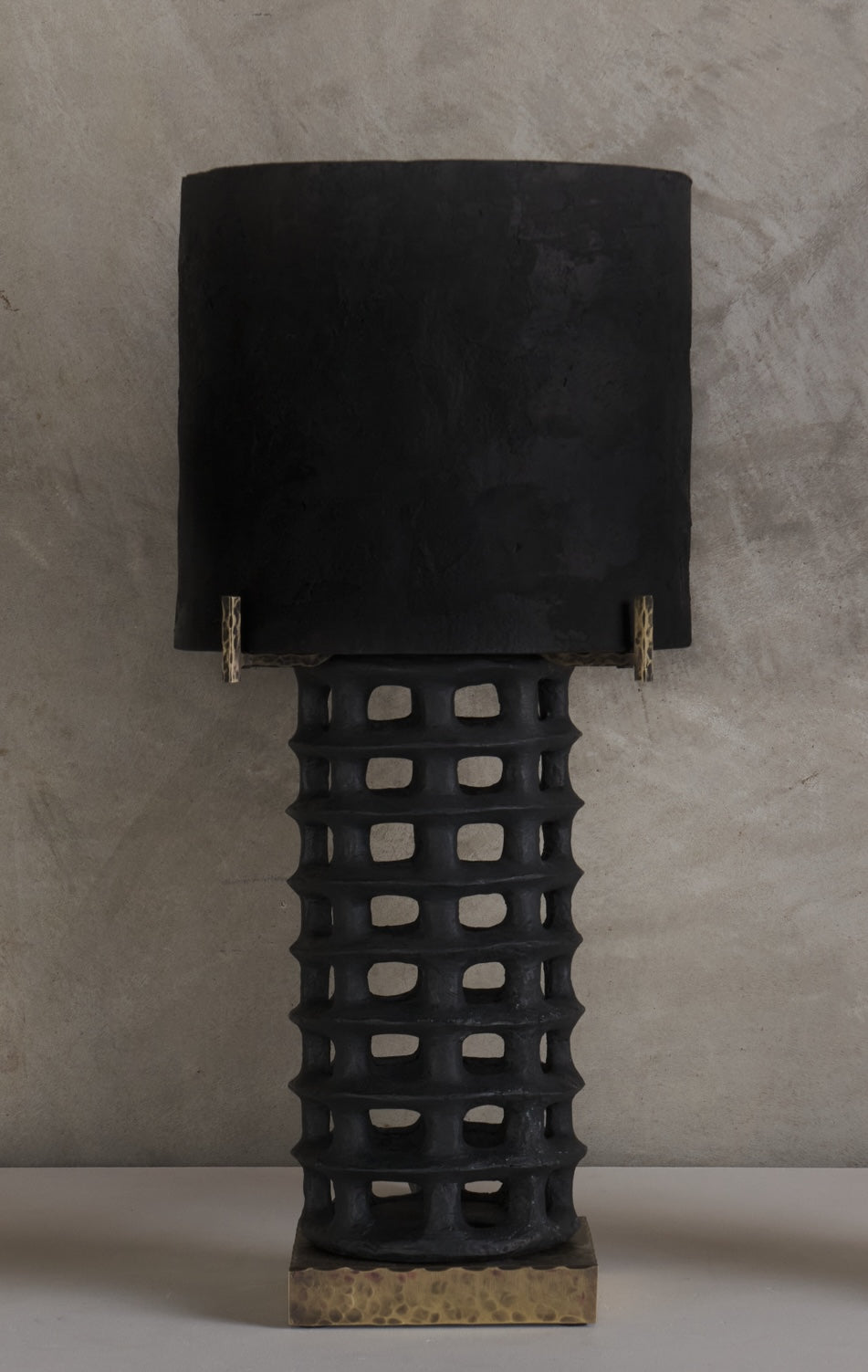 BCW BLACK PRIMAL TABLE LAMP