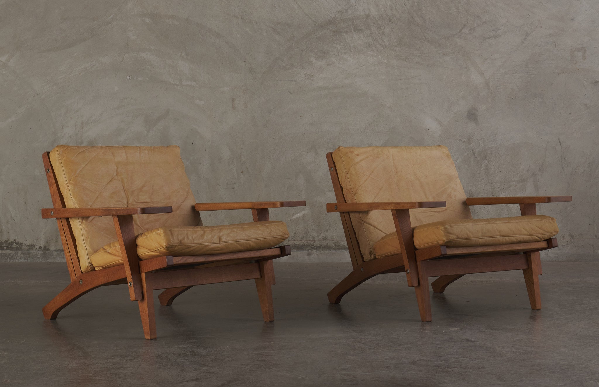 CH29P Sawbuck Chair - Wood – Danish Design Store
