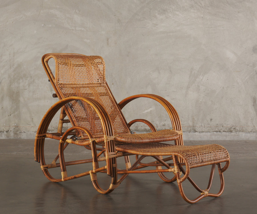 RATTAN AND WOVEN CANE ADJUSTABLE CHAISE IN THE STYLE OF FRANCO ALBINI