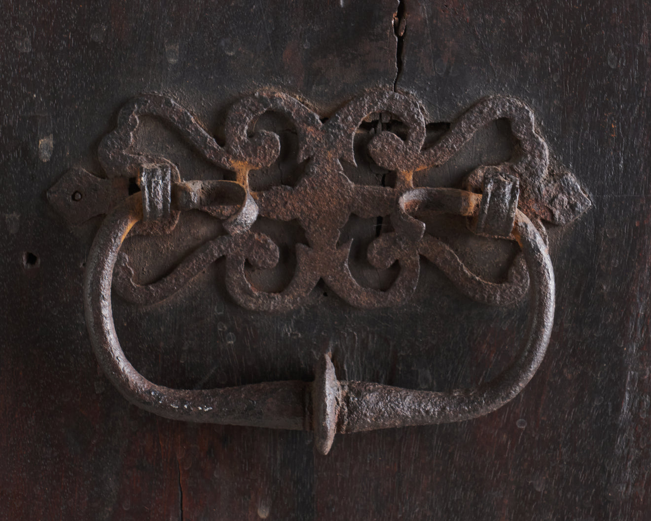 SPANISH COLONIAL TABLE TOP VARGUENO, 19TH C