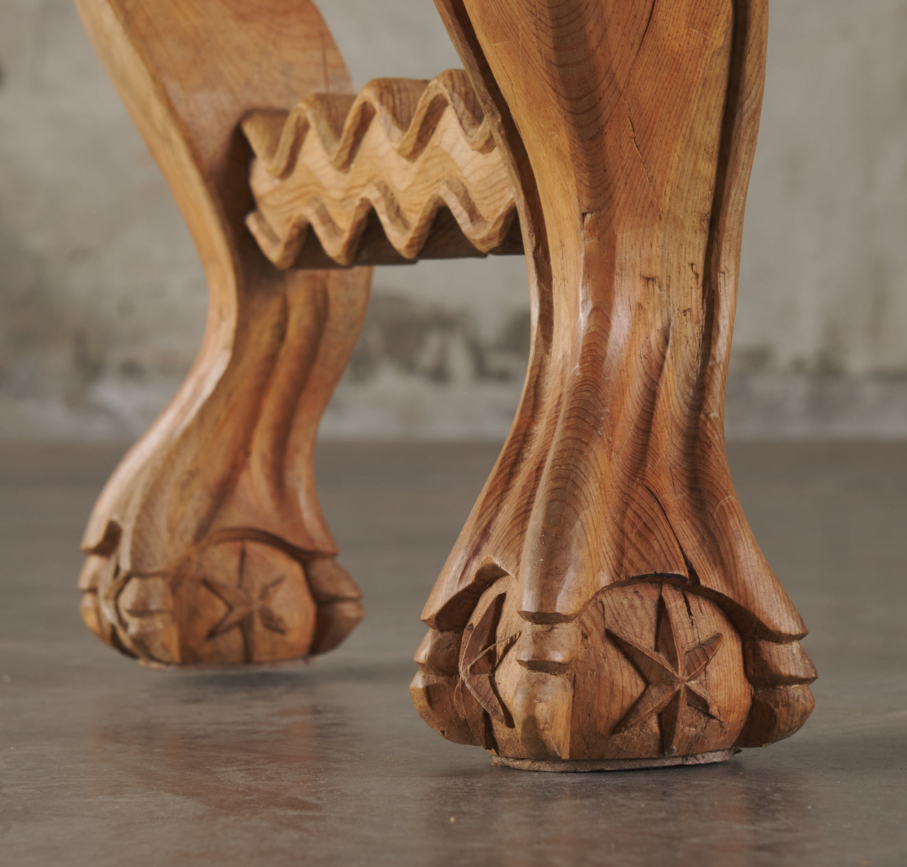 STELLE TABLE BY MIKE DIAZ