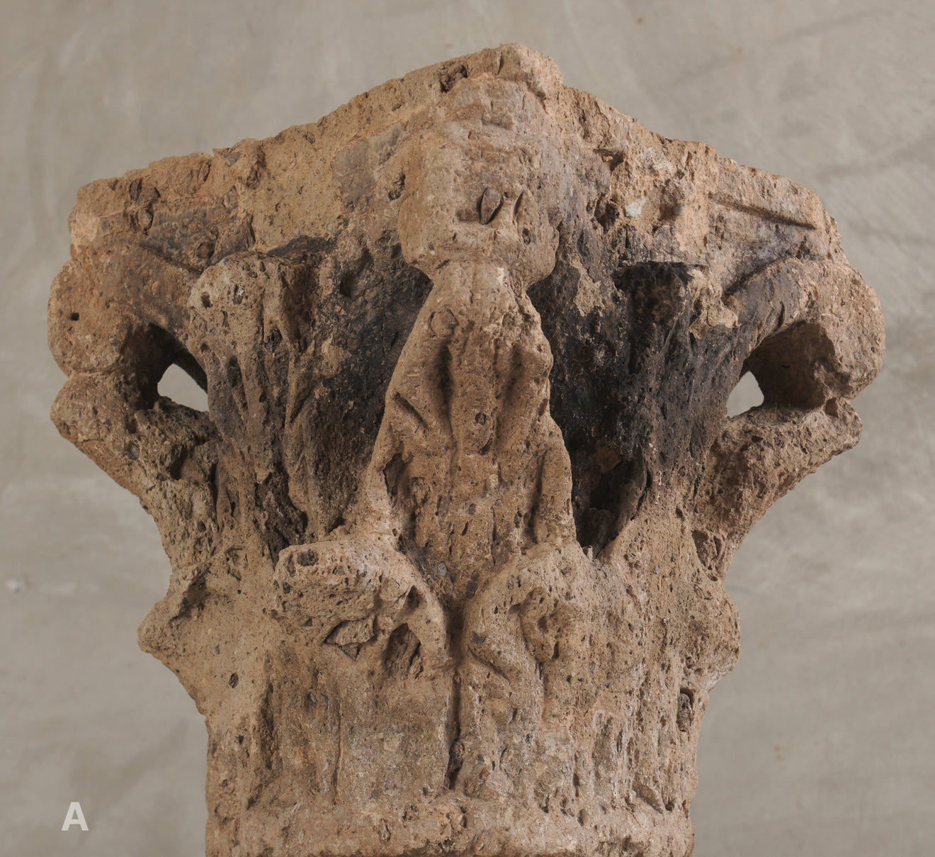 STONE CAPITAL(S), 18TH C JALISCO