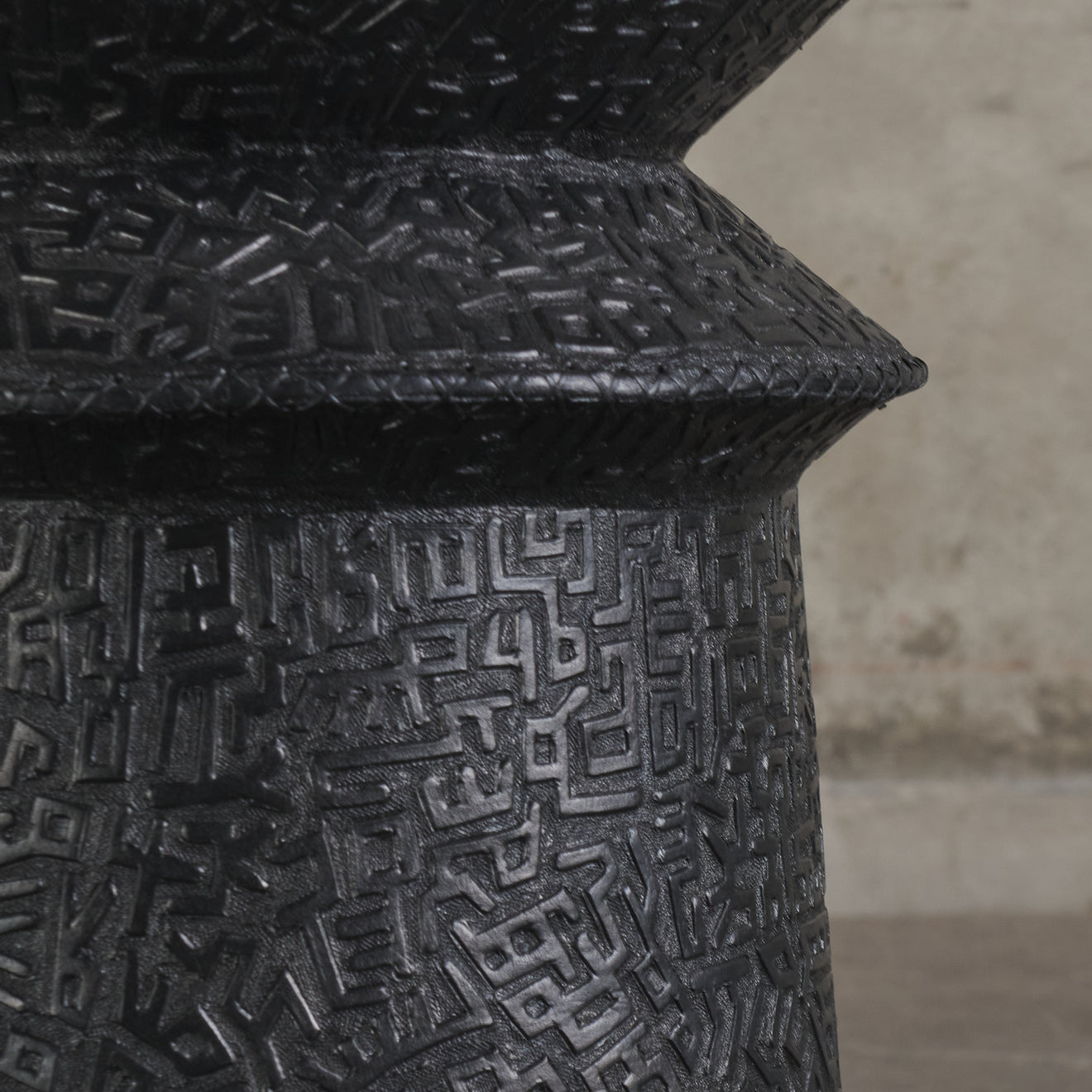 TEOCALLI STOOL BY ALDO ÁLVAREZ TOSTADO