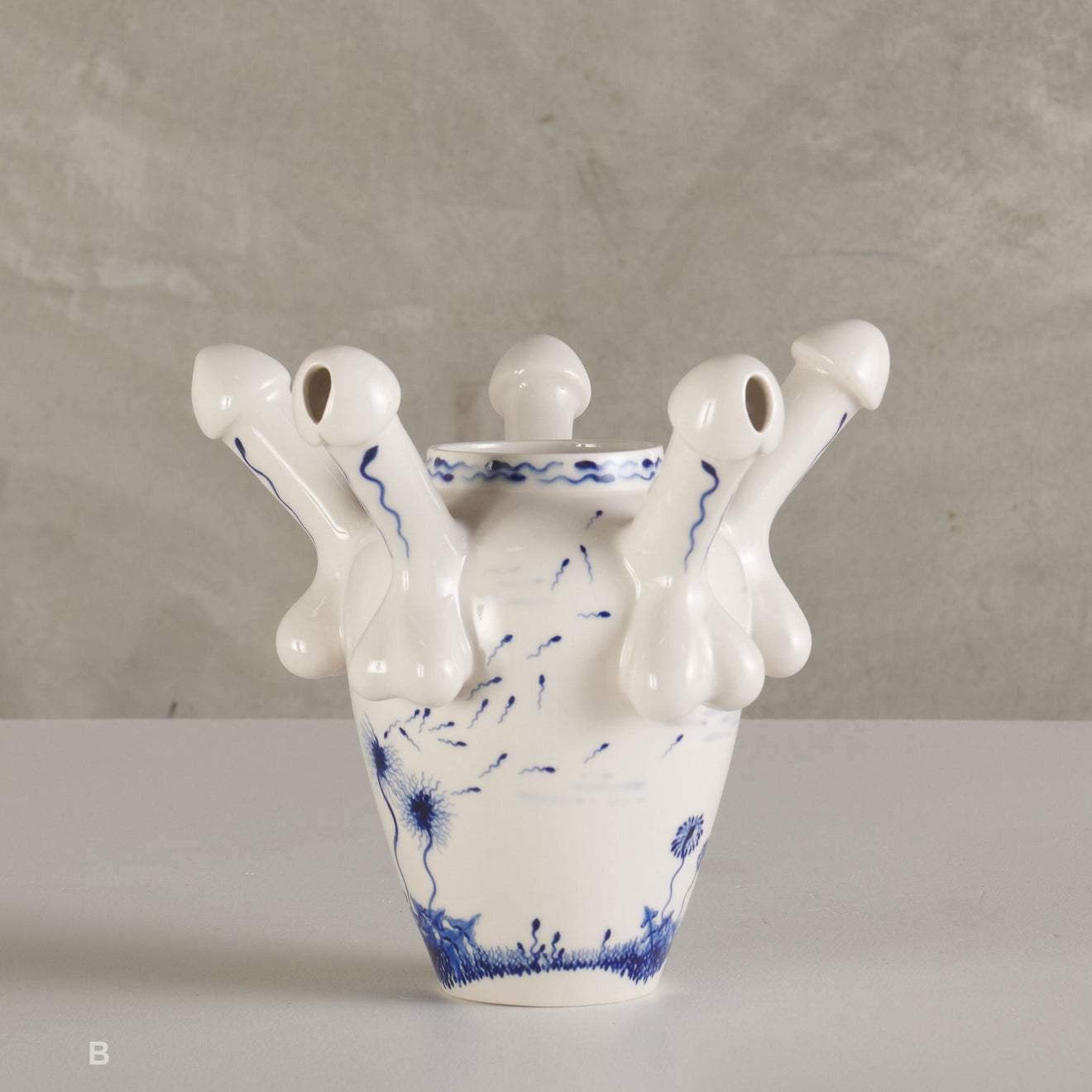 TULIPIERE VASE BY KEVIN QUALE