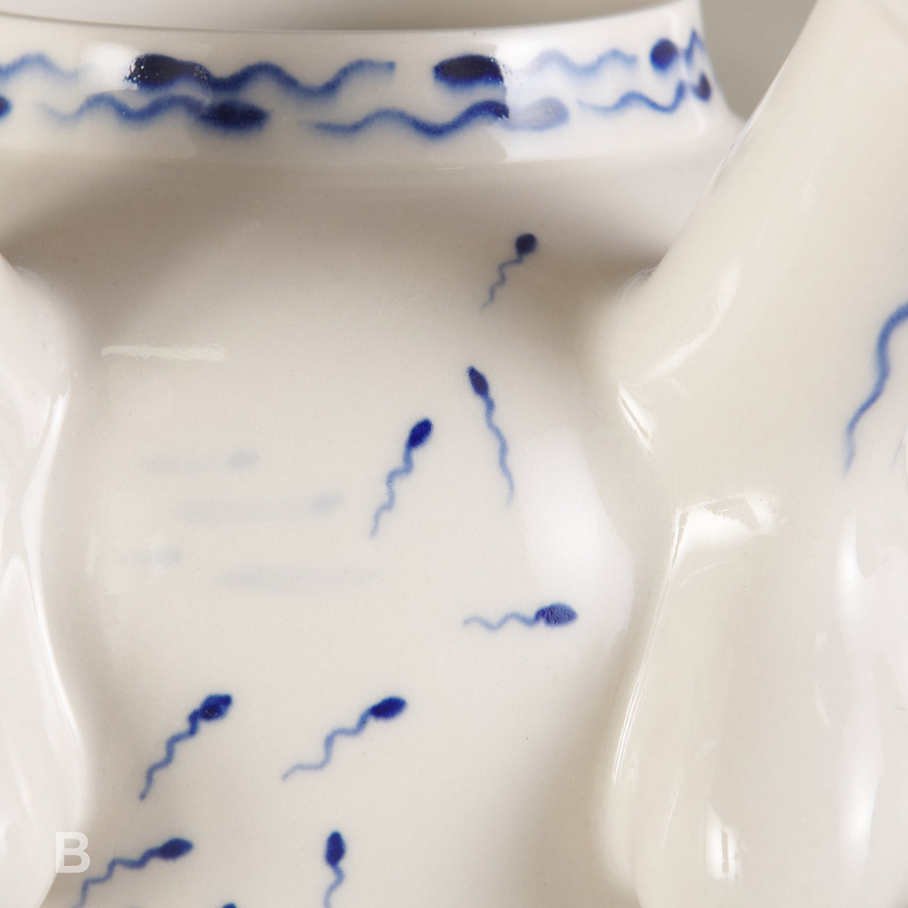 TULIPIERE VASE BY KEVIN QUALE