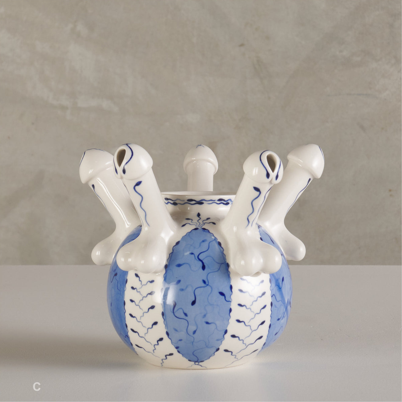 TULIPIERE VASE BY KEVIN QUALE