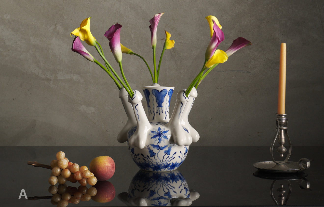 TULIPIERE VASE BY KEVIN QUALE