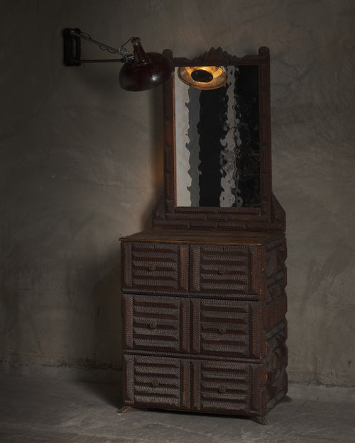 A TRAMP ART VANITY WITH WAVY MIRROR, LATE 19TH C