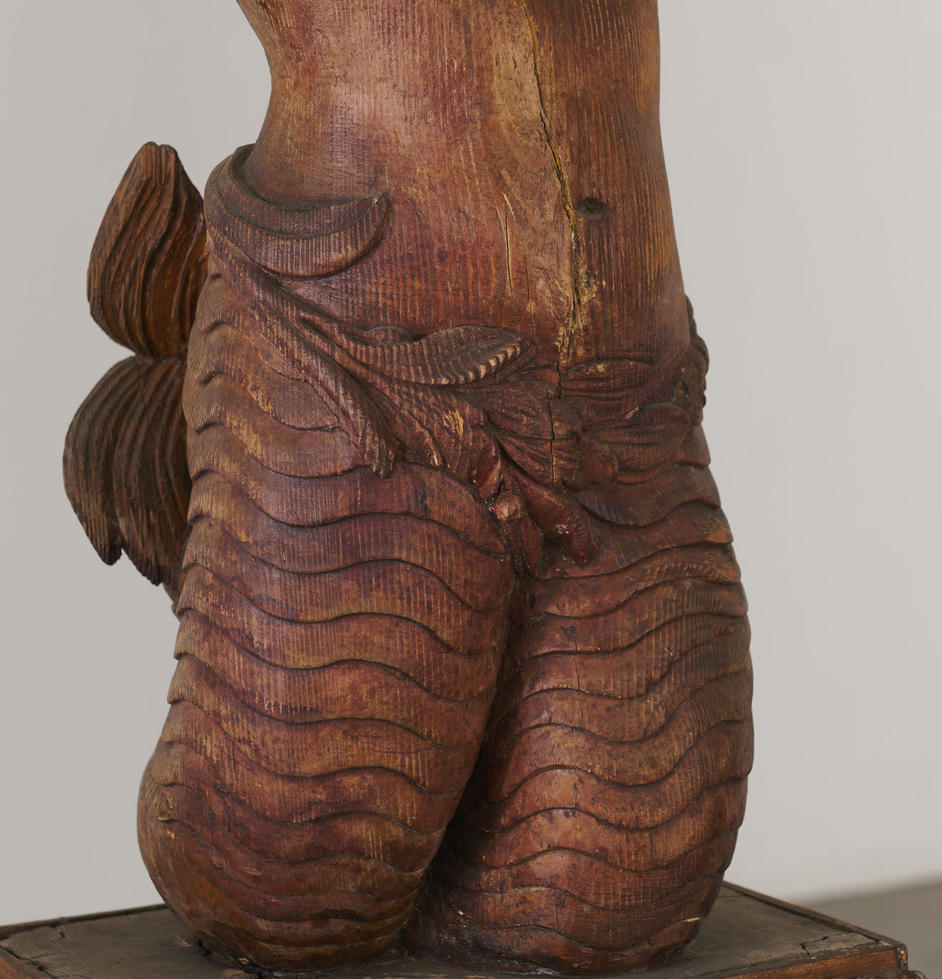 PAIR OF VENETIAN 18TH C CARVED WALNUT PEDESTALS