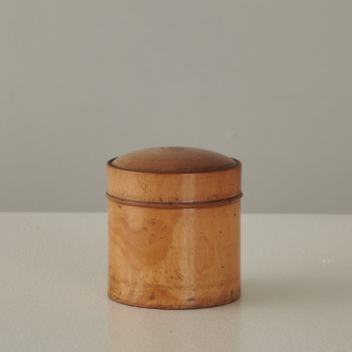 TURNED WOOD POWDER BOX